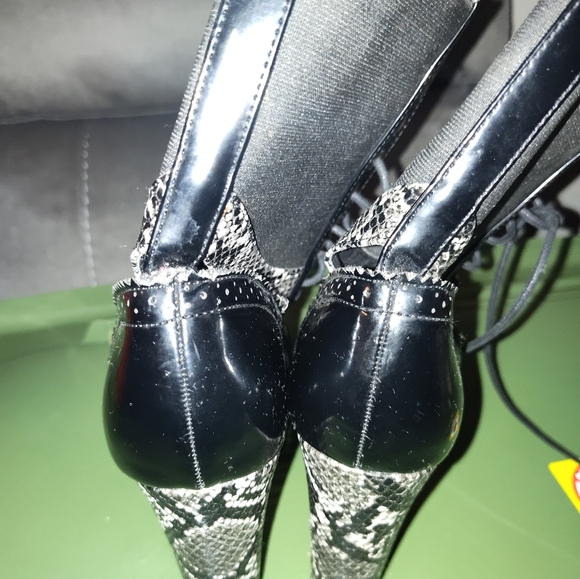 Boots - Picture 2 of 4